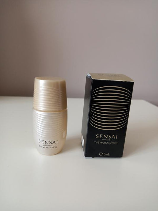 Sensai•  Ultimate•  The Micro Lotion•  12 Mini Size da 8 ml•  Totale 96 ml