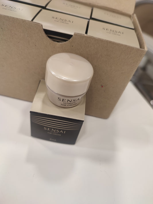 Sensai• Ultimate The Cream• 6 blister da 2 ml• Totale 12 ml