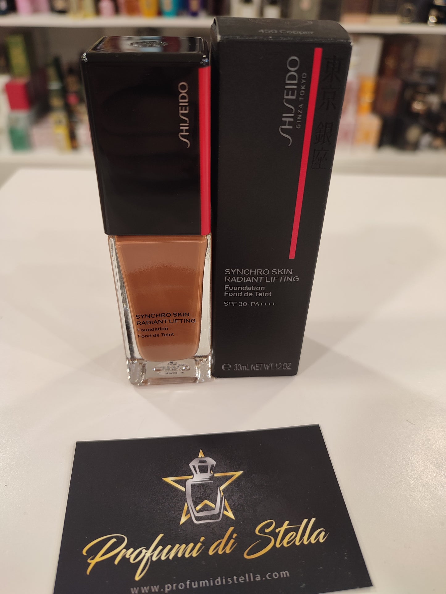Shiseido•  Synchro Skin Radiant Lifting• 450 Capper•  30 ml